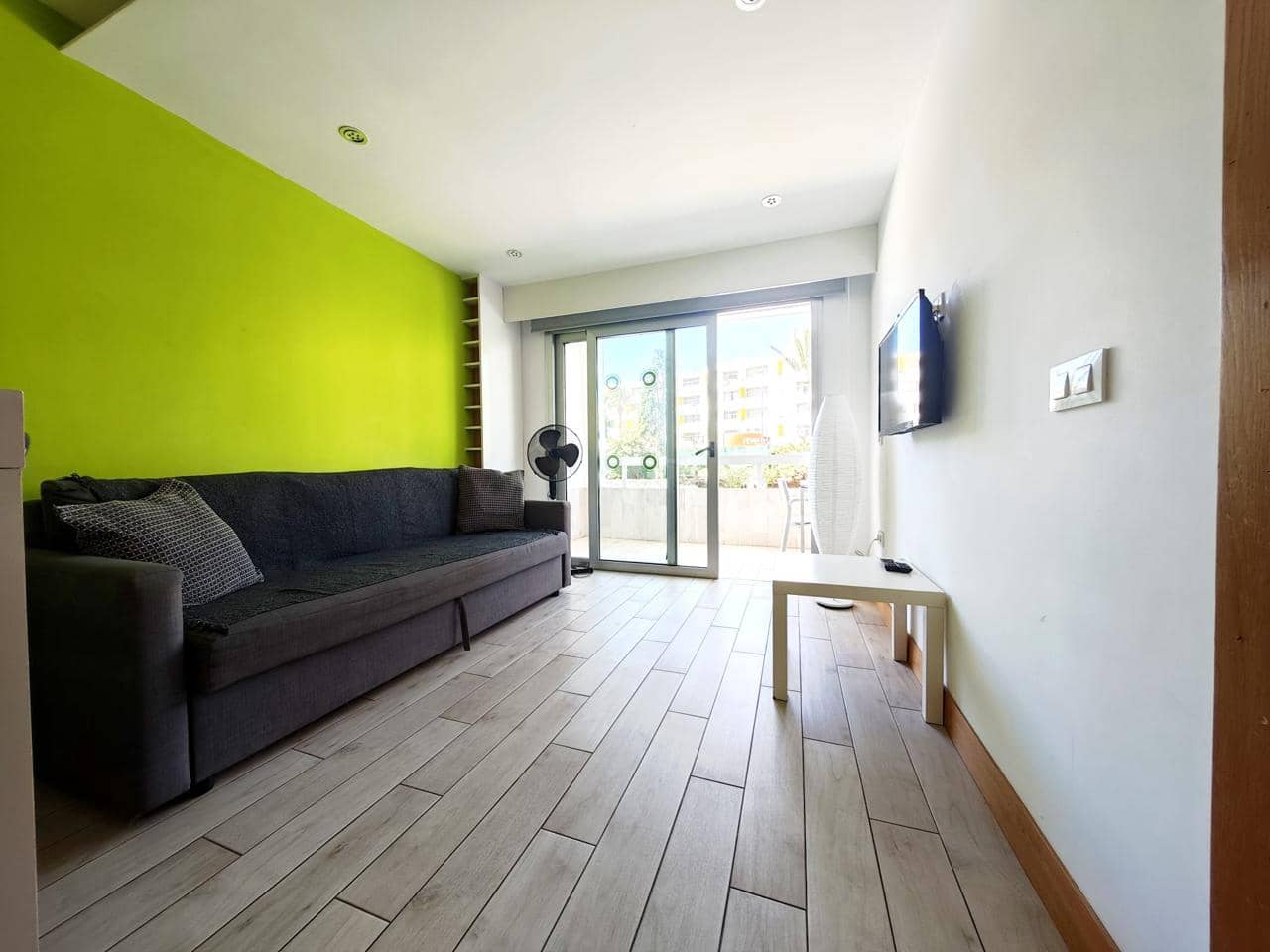 1 bedroom Flat for rent in Playa del Ingles with pool - € 1,500 (Ref: 9733758)