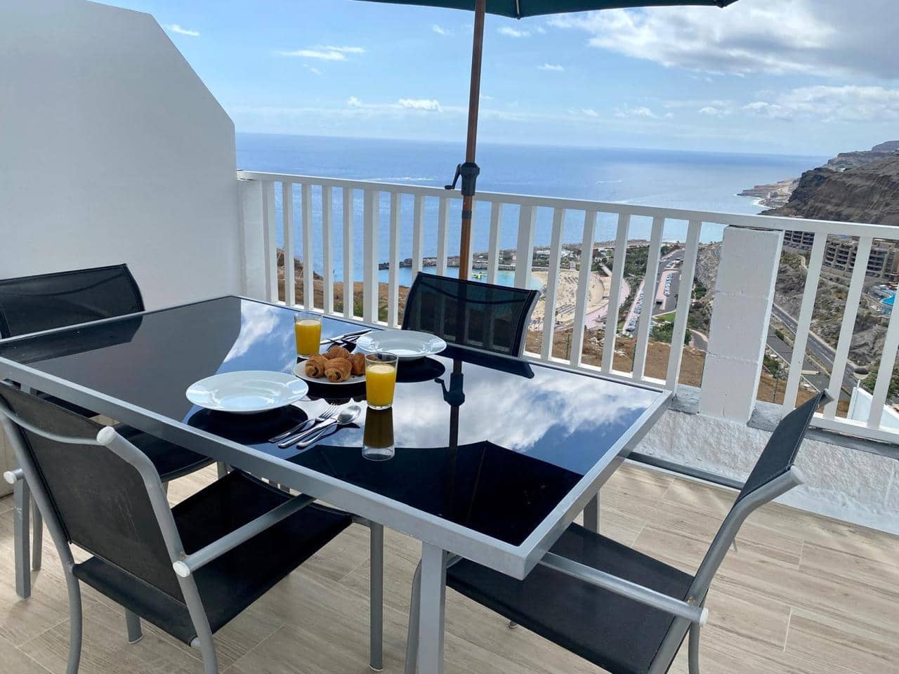 1 soveværelse Lejlighed til leje i Puerto Rico med swimmingpool - € 1.100 (Ref: 9747366)