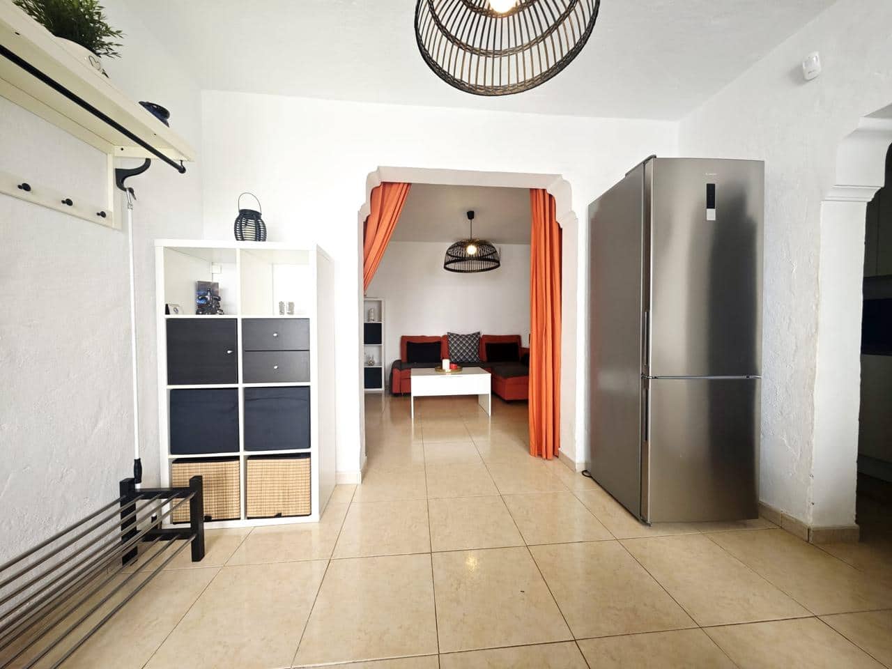 1 sovrum Villa att hyra i Sonneland med pool garage - 1 300 € (Ref: 9747367)