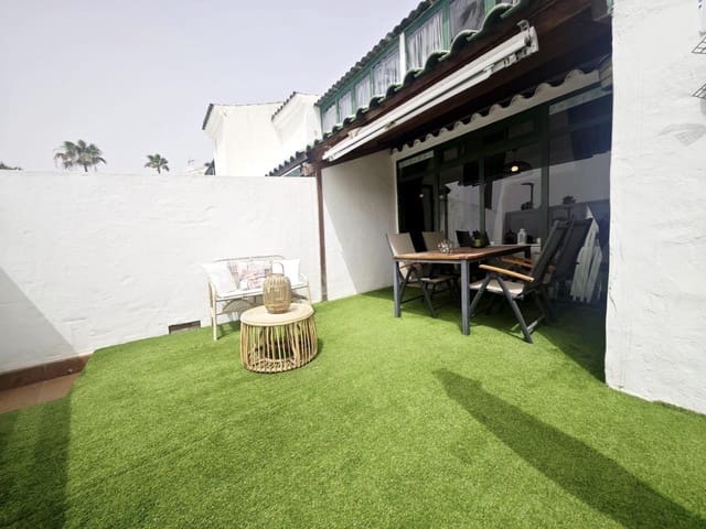 1 sovrum Villa att hyra i Sonneland, San Bartolomé de Tirajana med pool garage - 1 300 € (Ref: 9747367)