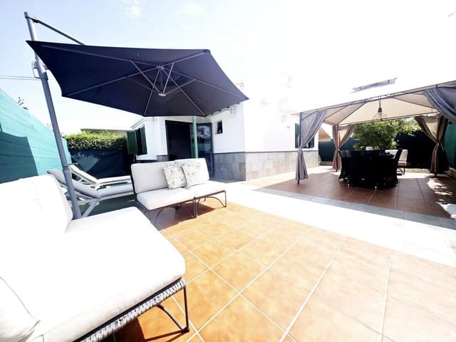 2 makuuhuone Bungalow vuokrattavana paikassa Maspalomas, San Bartolomé de Tirajana mukana uima-altaan - 1 500 € (Ref: 9747368)