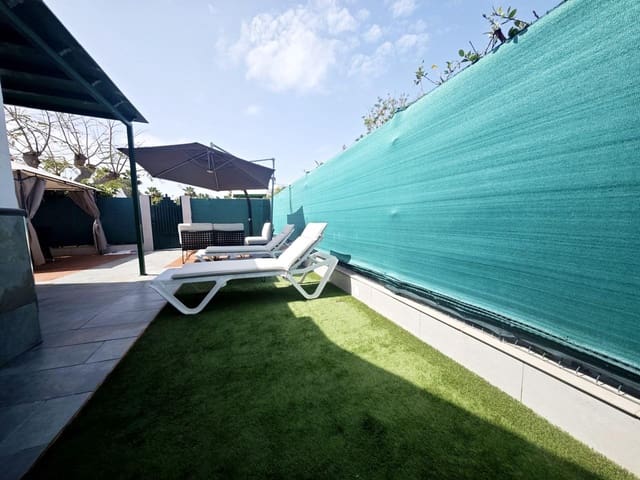 2 makuuhuone Bungalow vuokrattavana paikassa Maspalomas, San Bartolomé de Tirajana mukana uima-altaan - 1 500 € (Ref: 9747368)