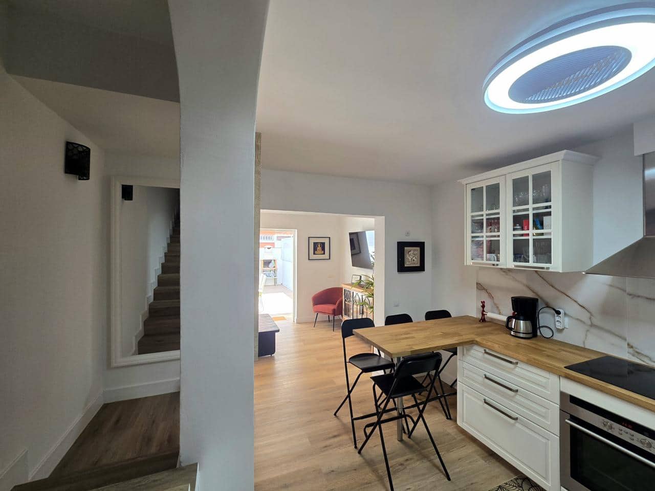 2 makuuhuone Asunto vuokrattavana paikassa Sonneland mukana uima-altaan - 1 500 € (Ref: 9756670)