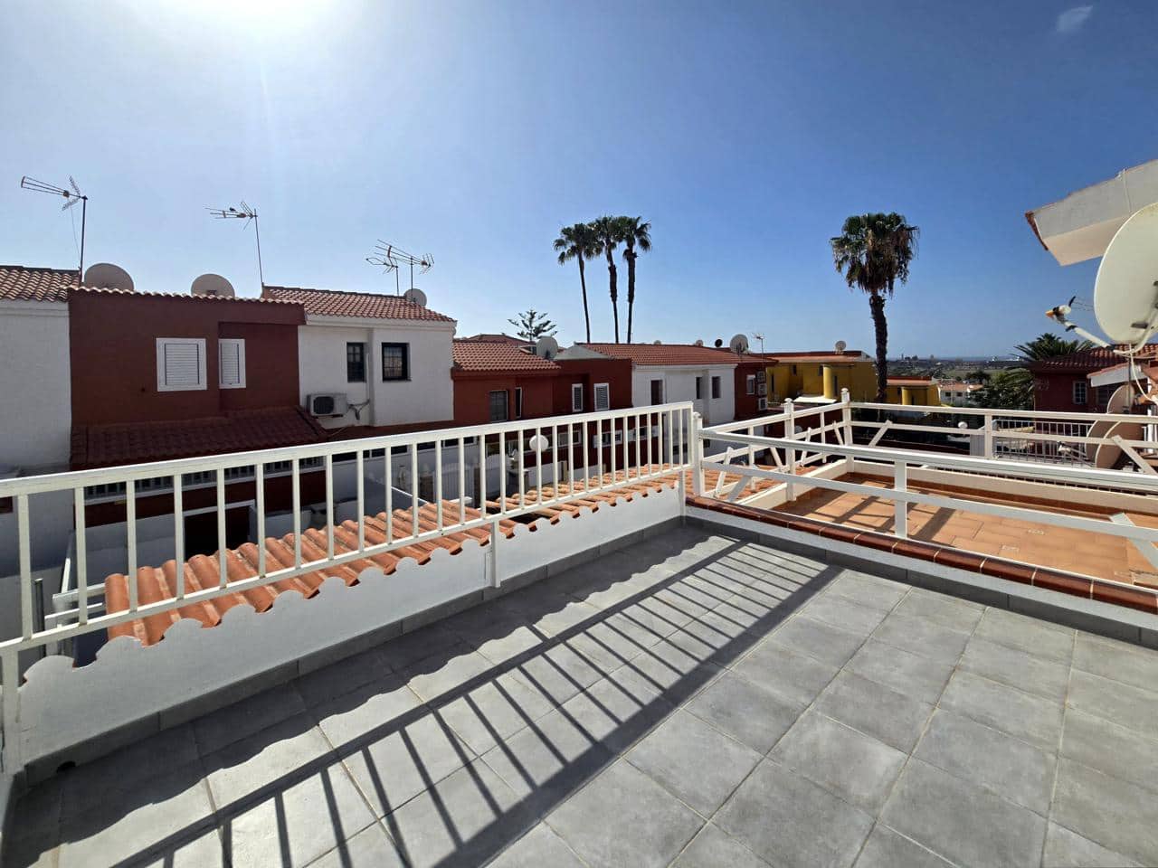 2 makuuhuone Asunto vuokrattavana paikassa Sonneland mukana uima-altaan - 1 500 € (Ref: 9756670)