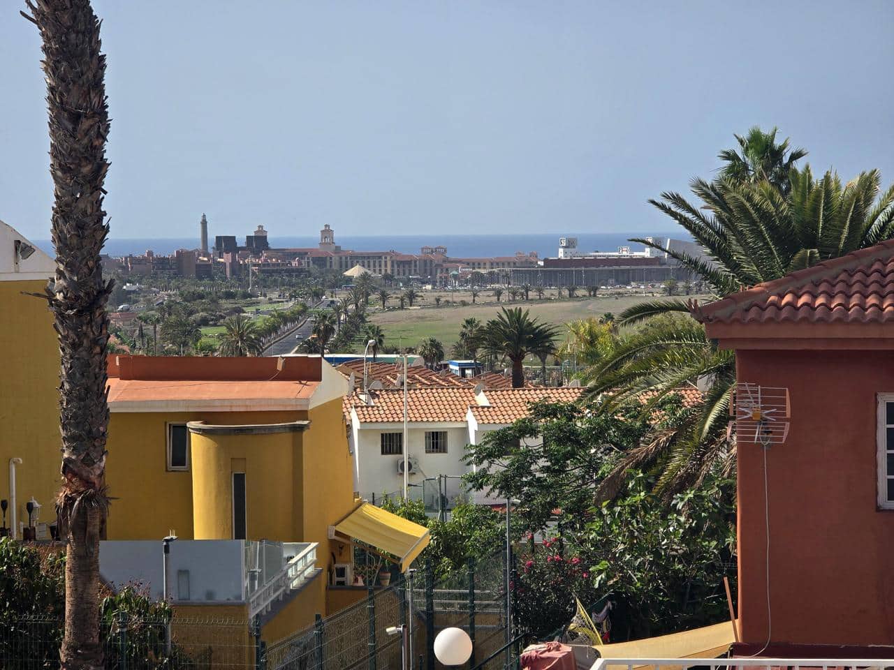 2 makuuhuone Asunto vuokrattavana paikassa Sonneland mukana uima-altaan - 1 500 € (Ref: 9756670)