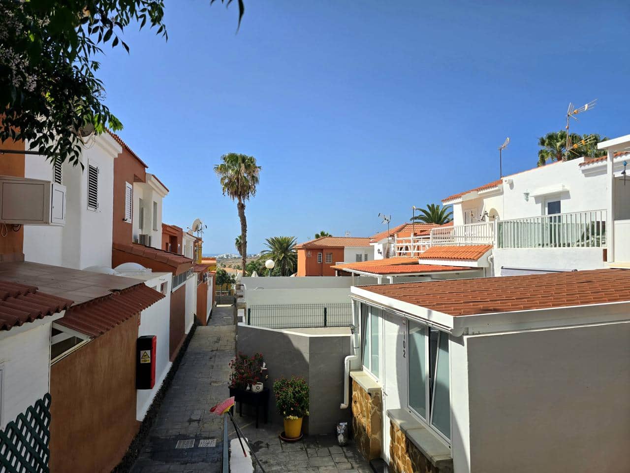 2 makuuhuone Asunto vuokrattavana paikassa Sonneland mukana uima-altaan - 1 500 € (Ref: 9756670)