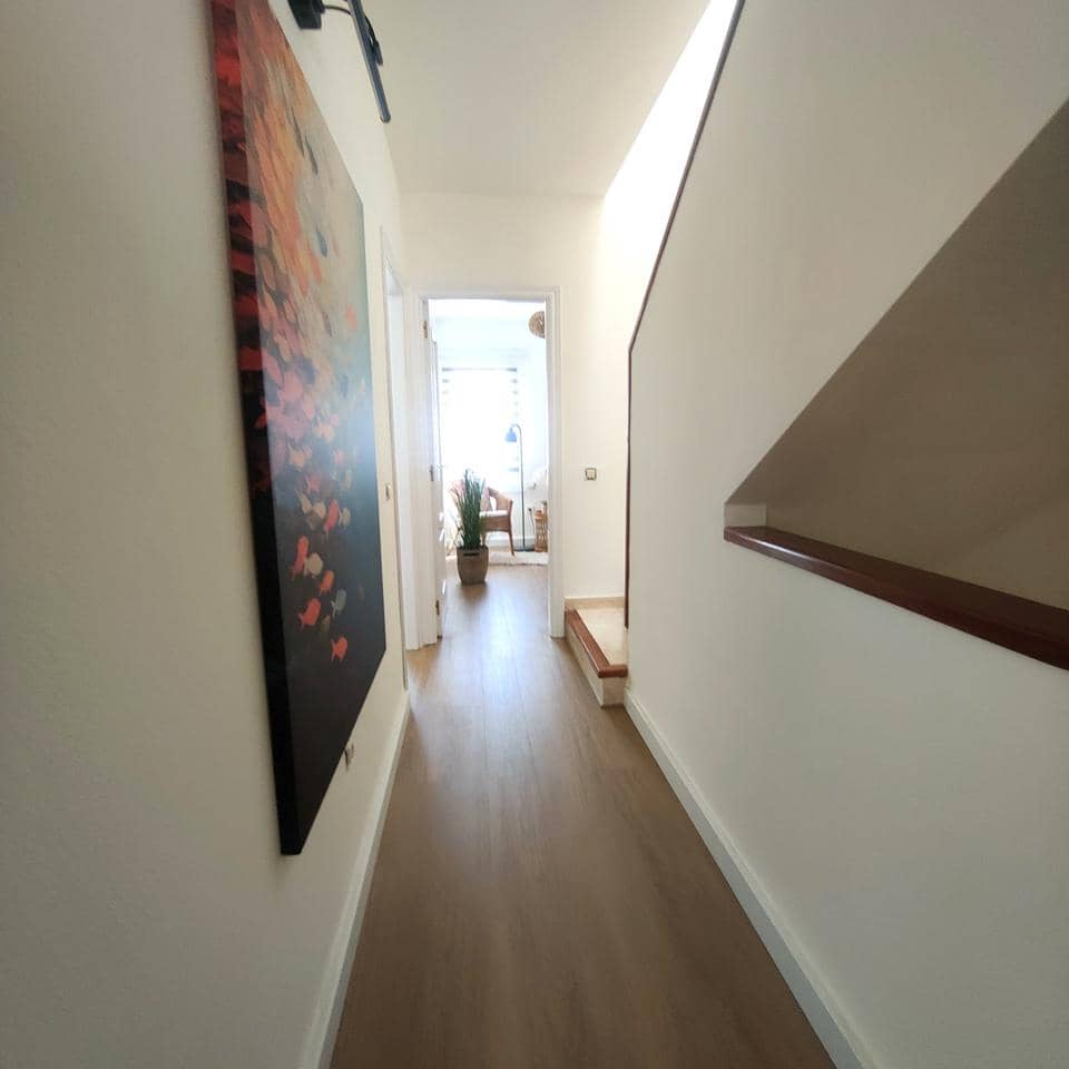 2 soverom Leilighet til leie i Arinaga med garasje - € 1 700 (Ref: 9769941)