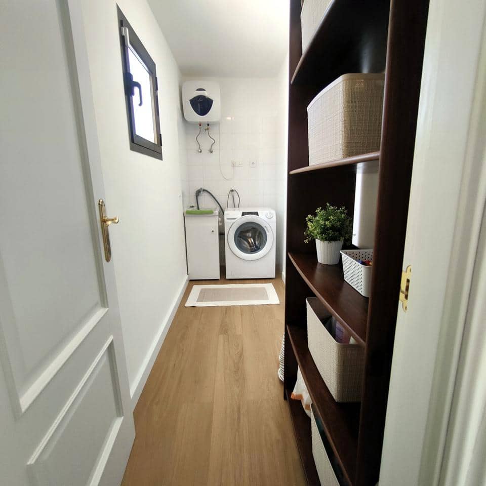 2 soverom Leilighet til leie i Arinaga med garasje - € 1 700 (Ref: 9769941)