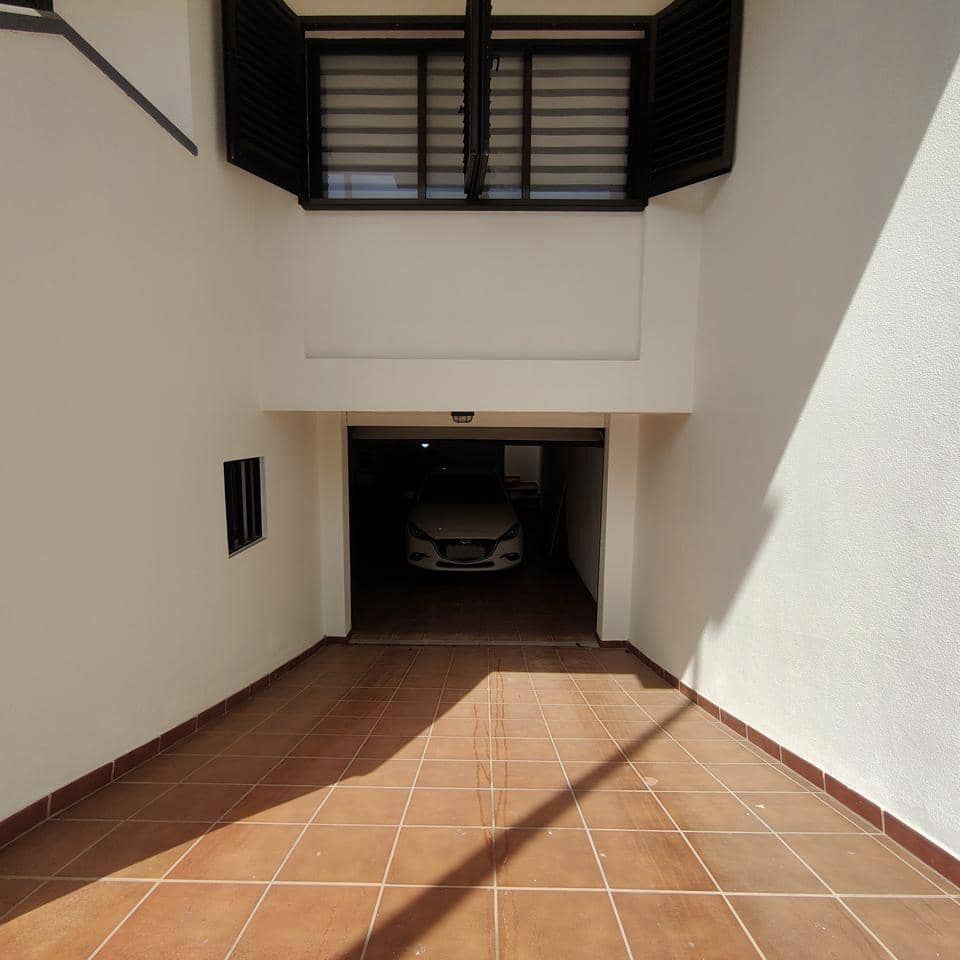 2 soverom Leilighet til leie i Arinaga med garasje - € 1 700 (Ref: 9769941)