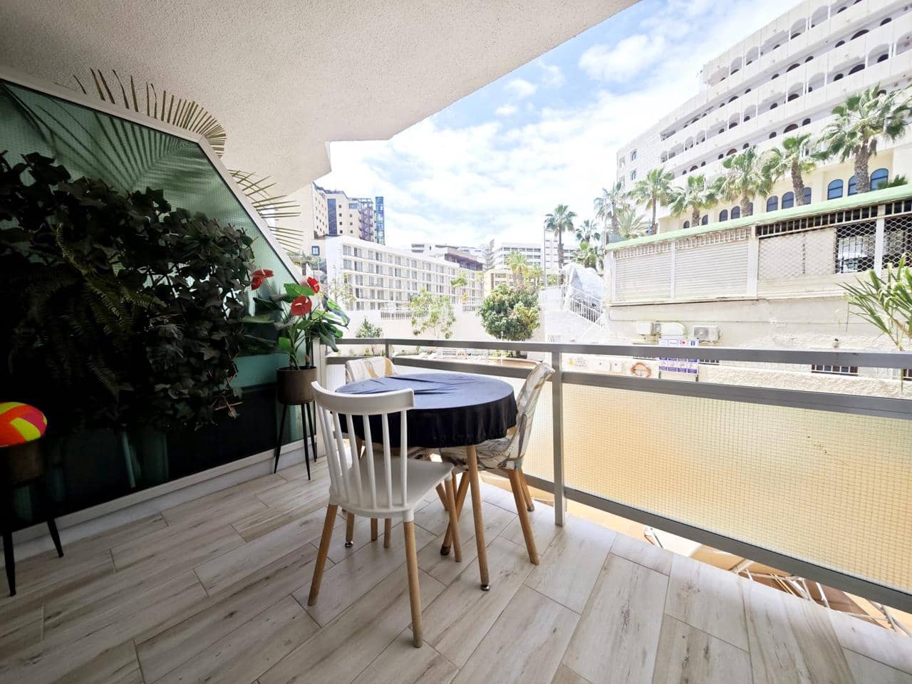 1 Zimmer Wohnung zu verkaufen in Playa del Ingles mit Pool Garage - 275.000 € (Ref: 9770108)