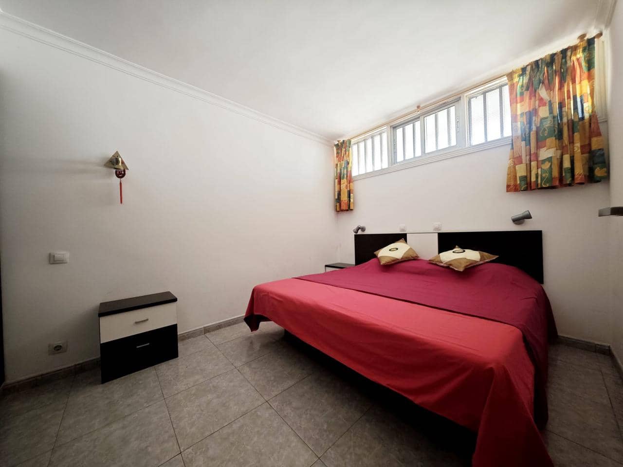 1 soveværelse Lejlighed til leje i Playa del Ingles med swimmingpool garage - € 1.350 (Ref: 9770109)