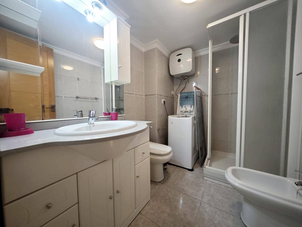 1 soveværelse Lejlighed til leje i Playa del Ingles med swimmingpool garage - € 1.350 (Ref: 9770109)