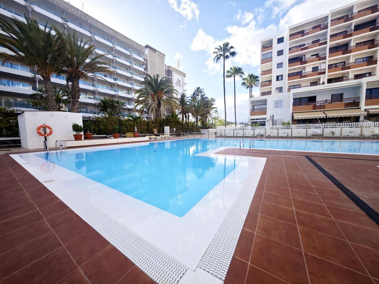 1 soveværelse Lejlighed til leje i Playa del Ingles med swimmingpool garage - € 1.350 (Ref: 9770109)