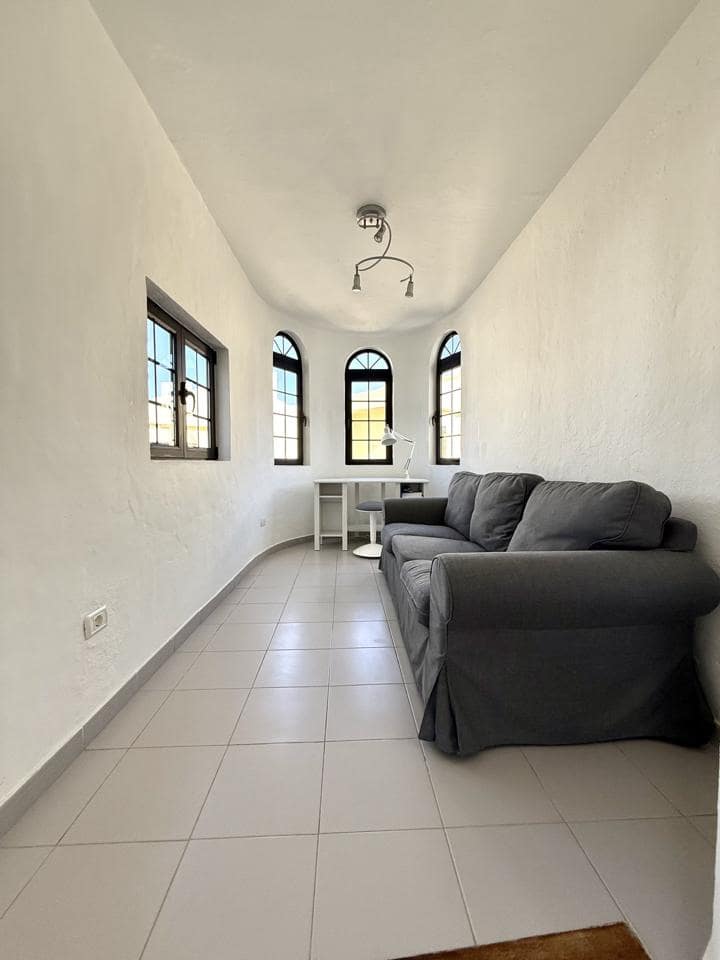 3 bedroom Villa for rent in Puerto Rico with pool garage - € 1,600 (Ref: 9770196)