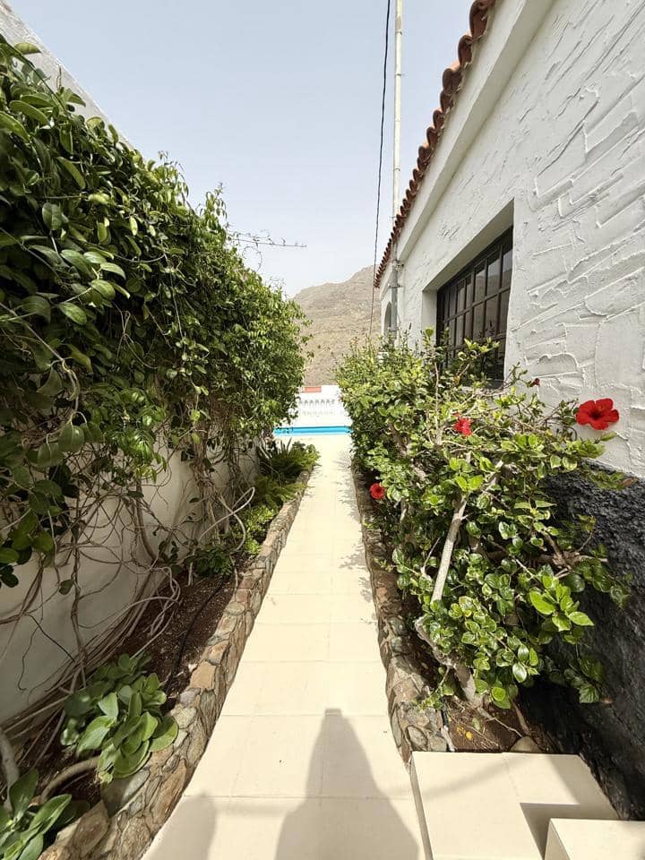 3 bedroom Villa for sale in Mogan with pool garage - € 650,000 (Ref: 9772438)