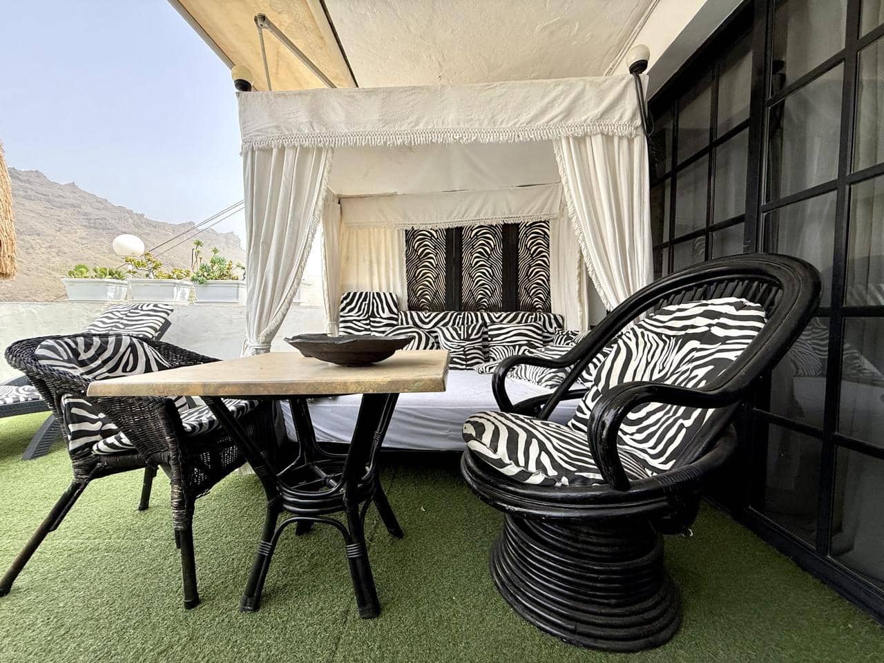 3 bedroom Villa for sale in Mogan with pool garage - € 650,000 (Ref: 9772438)