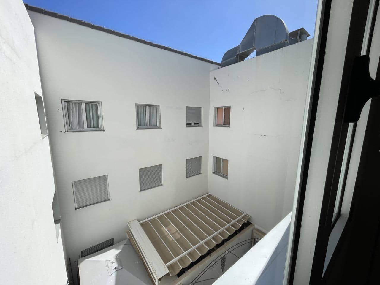 2 sypialnia Mieszkanie do wynajęcia w Vecindario z garażem - 950 € (Ref: 9775884)