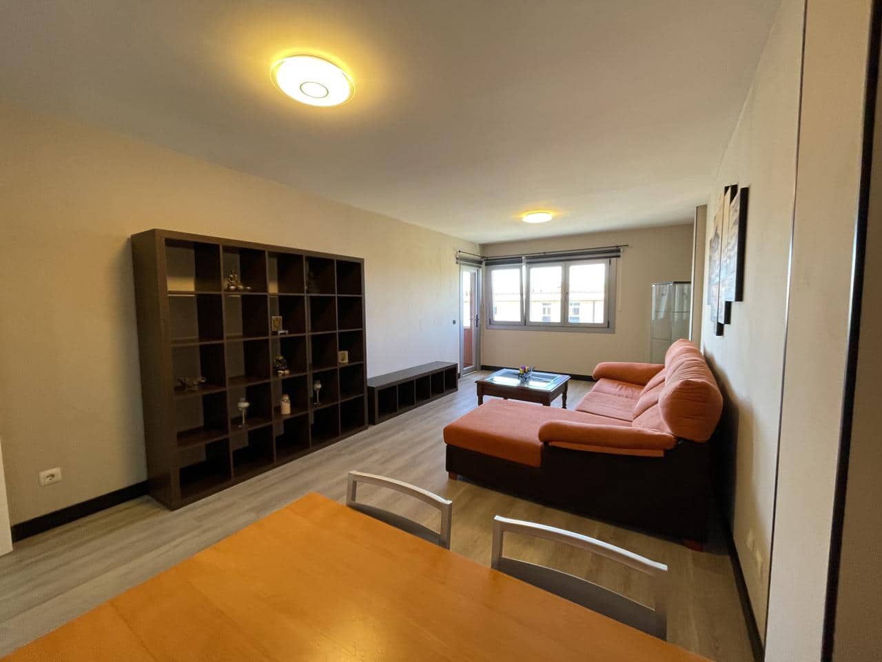 2 sypialnia Mieszkanie do wynajęcia w Vecindario z garażem - 950 € (Ref: 9775884)