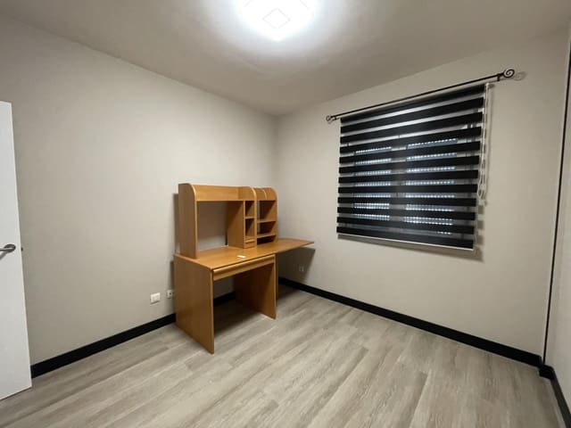 2 sypialnia Mieszkanie do wynajęcia w Vecindario, Santa Lucía de Tirajana z garażem - 950 € (Ref: 9775884)