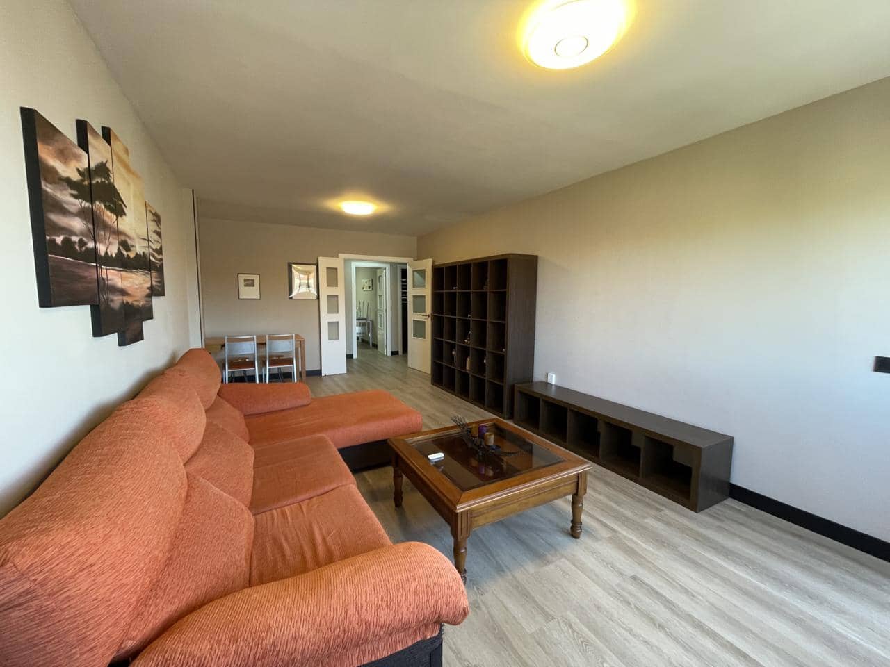 2 sypialnia Mieszkanie do wynajęcia w Vecindario z garażem - 950 € (Ref: 9775884)