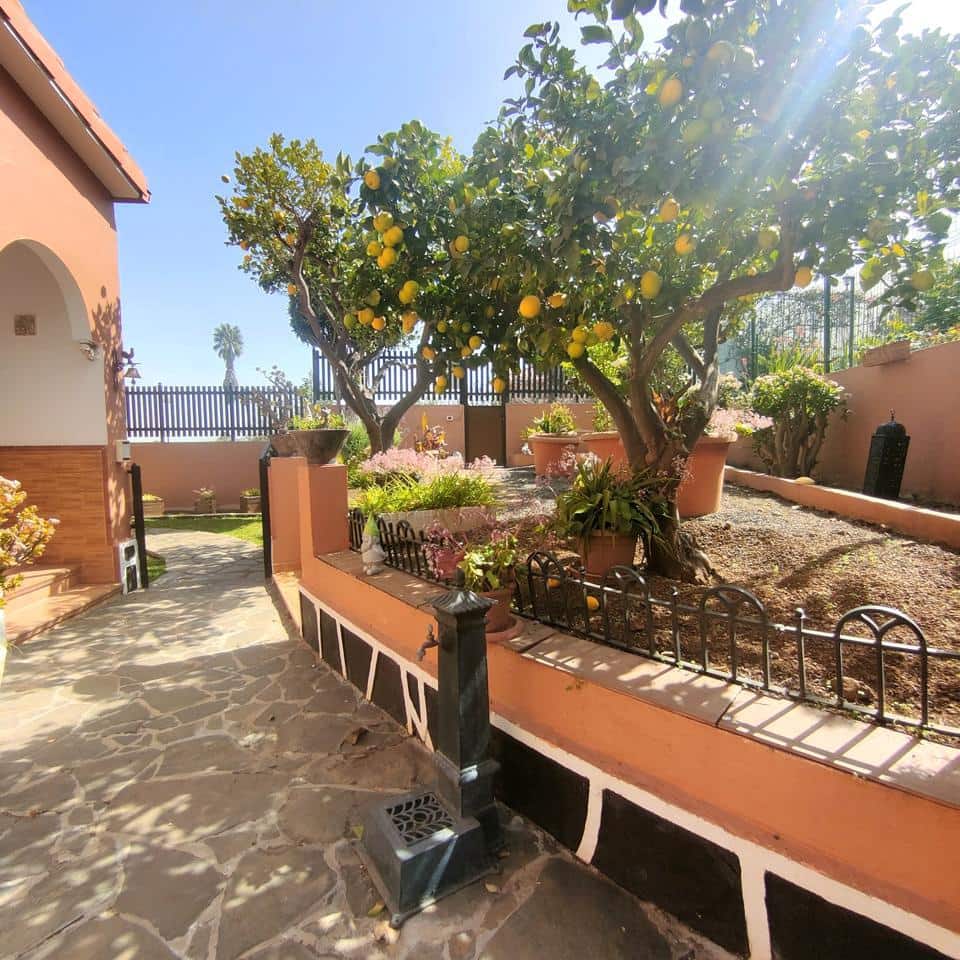 3 sypialnia Willa do wynajęcia w Valsequillo z basenem - 1 400 € (Ref: 9782244)