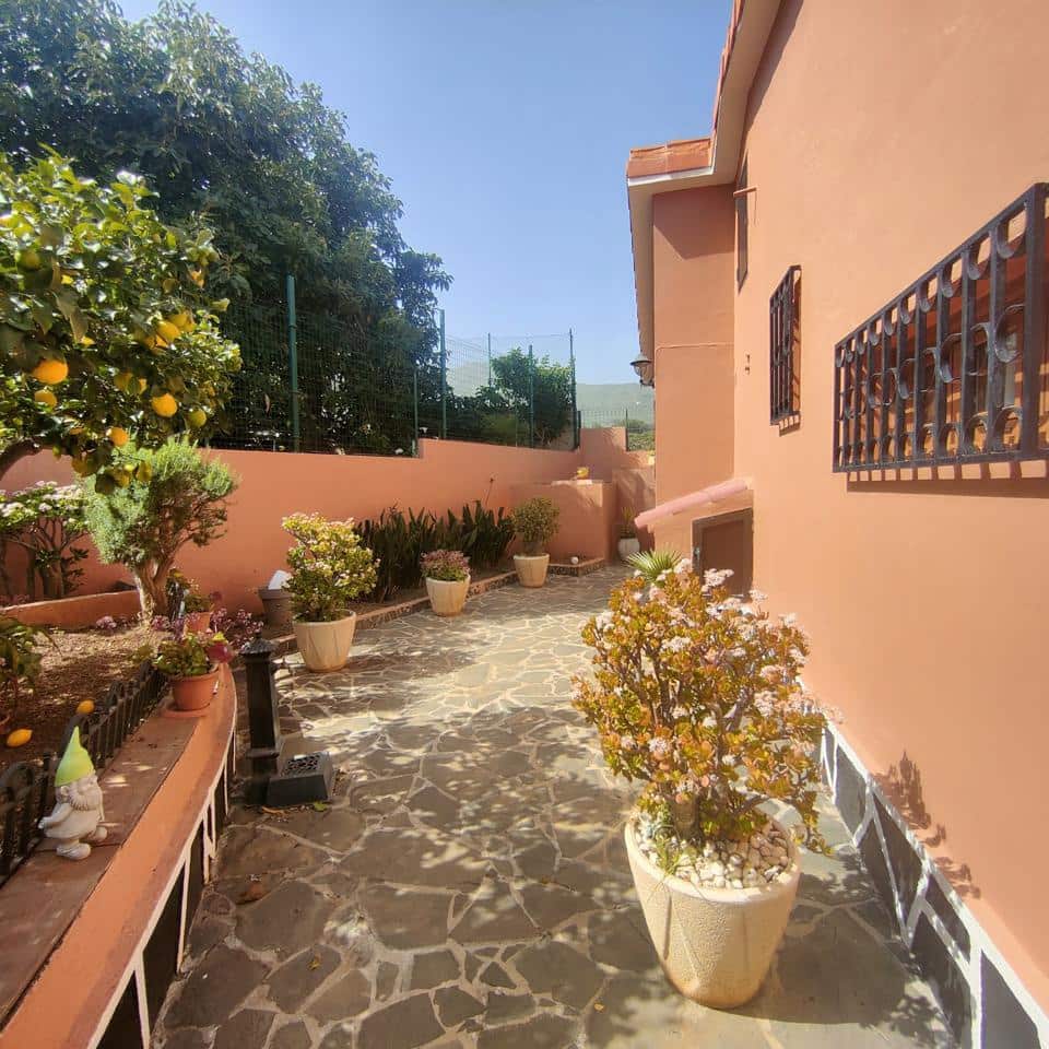 3 sypialnia Willa do wynajęcia w Valsequillo z basenem - 1 400 € (Ref: 9782244)