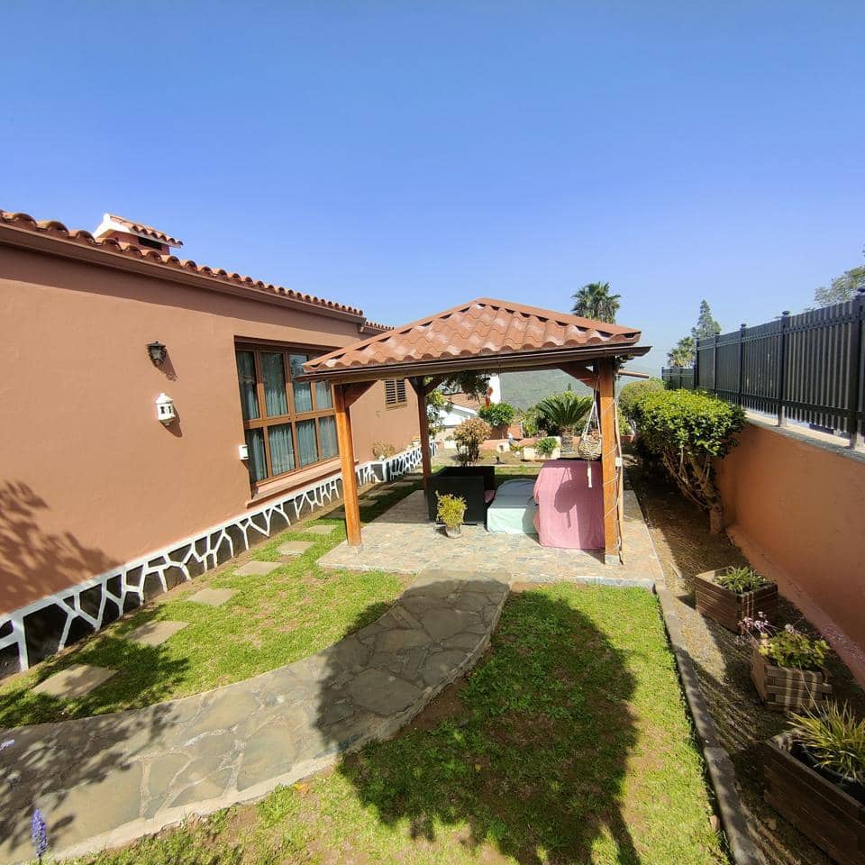 3 sypialnia Willa do wynajęcia w Valsequillo z basenem - 1 400 € (Ref: 9782244)