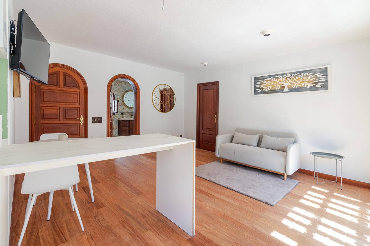 15 quarto Moradia para venda em Mogan com piscina garagem - 2 800 000 € (Ref: 9801016)