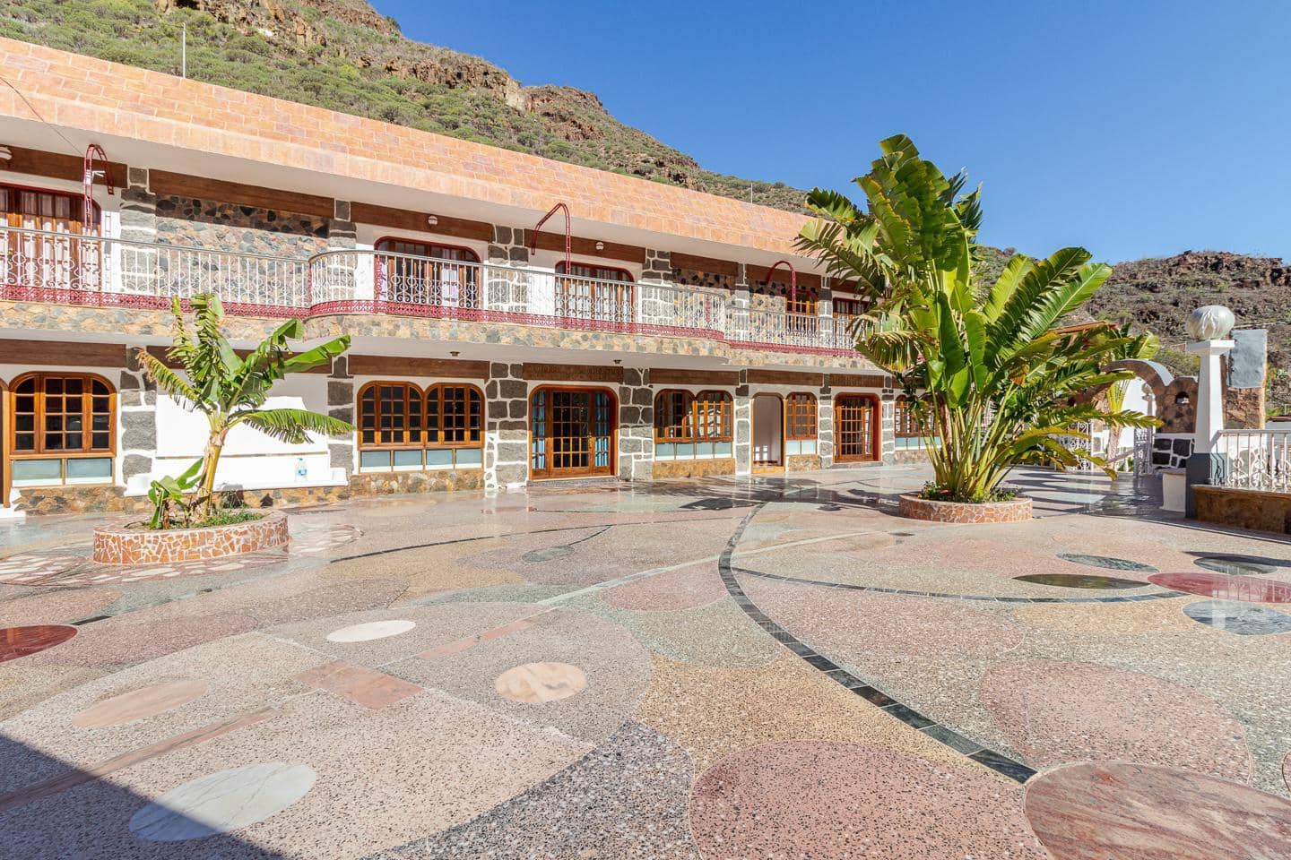 15 quarto Moradia para venda em Mogan com piscina garagem - 2 800 000 € (Ref: 9801016)