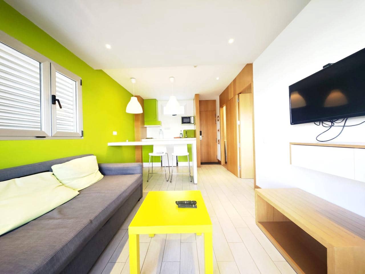 1 slaapkamer Flat te huur in Playa del Ingles met zwembad - € 1.400 (Ref: 9807129)