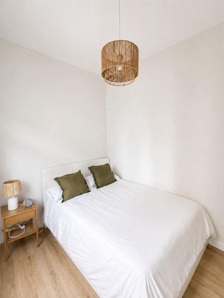 2 soverom Leilighet til leie i Las Palmas de Gran Canaria - € 2 350 (Ref: 9814077)
