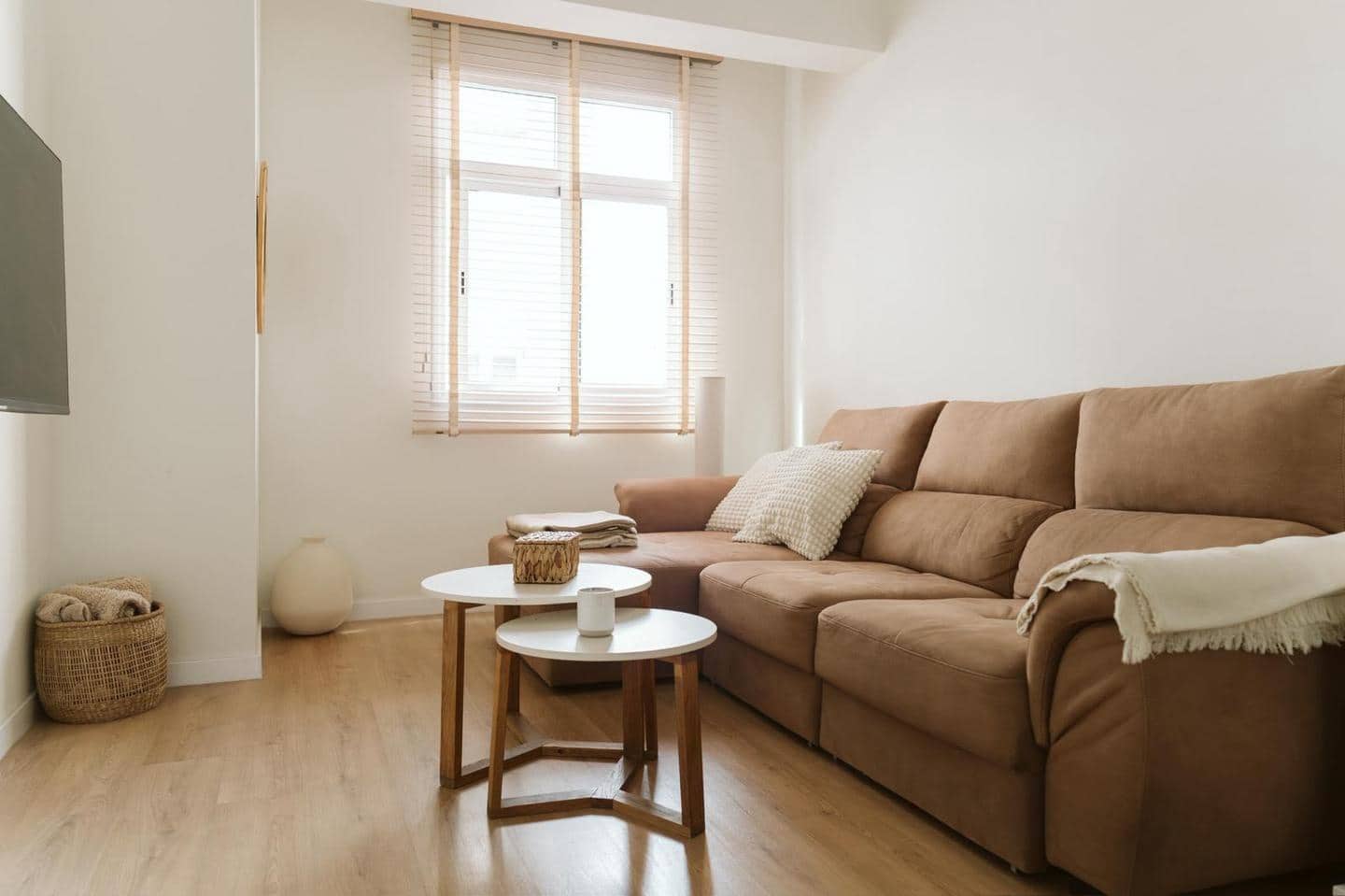 2 soverom Leilighet til leie i Las Palmas de Gran Canaria - € 2 350 (Ref: 9814077)
