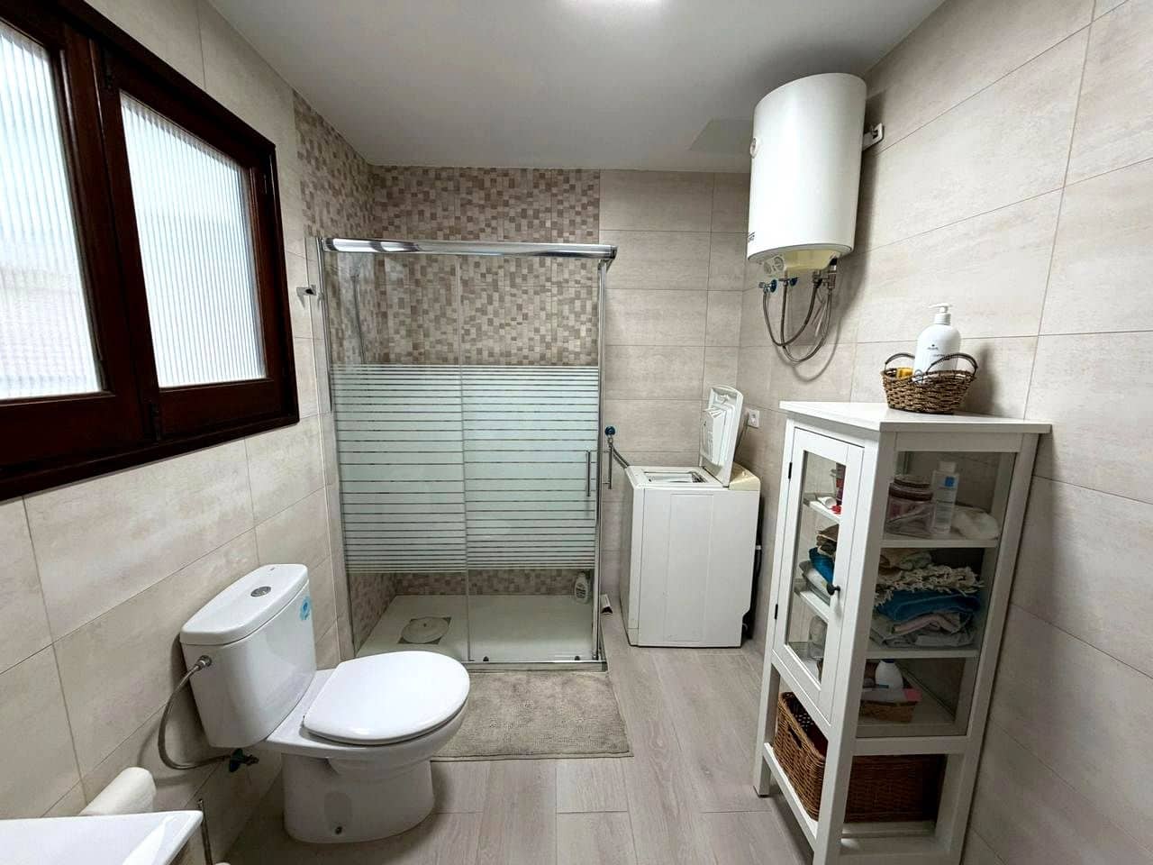 3 soverom Leilighet til leie i Las Palmas de Gran Canaria - € 1 100 (Ref: 9823871)