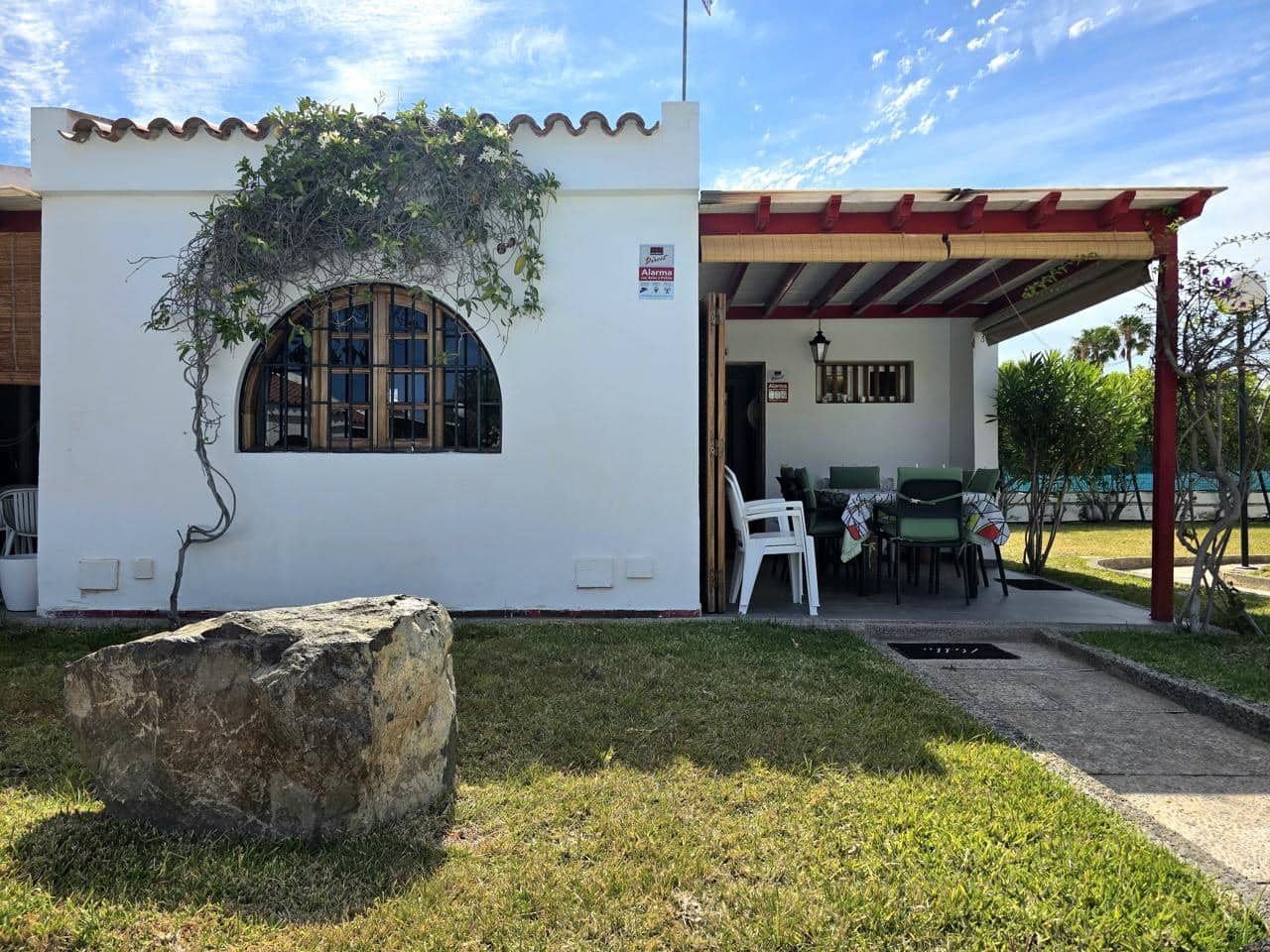 3 soverom Bungalow til leie i Maspalomas med svømmebasseng - € 1 400 (Ref: 9824022)