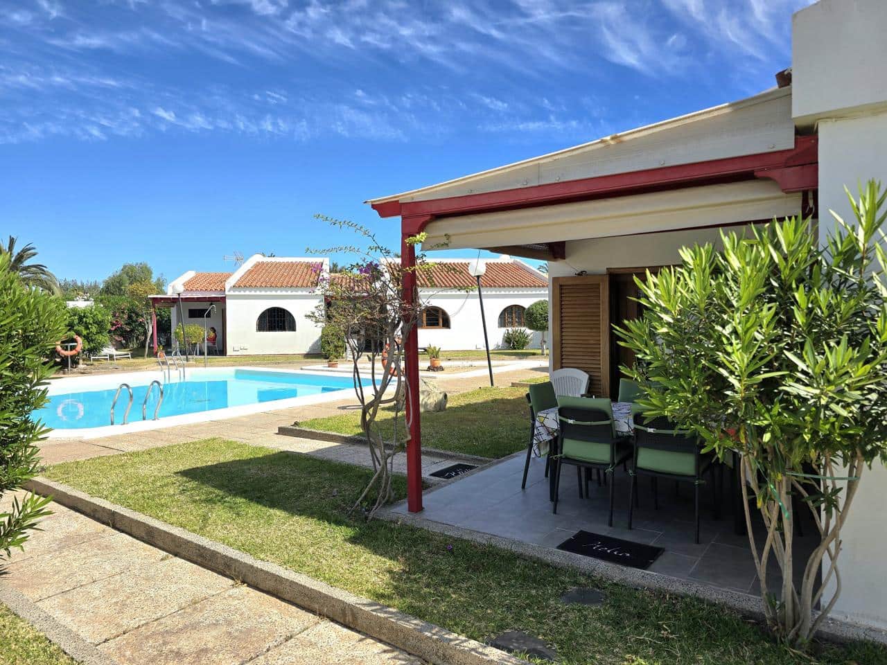 3 soverom Bungalow til leie i Maspalomas med svømmebasseng - € 1 400 (Ref: 9824022)