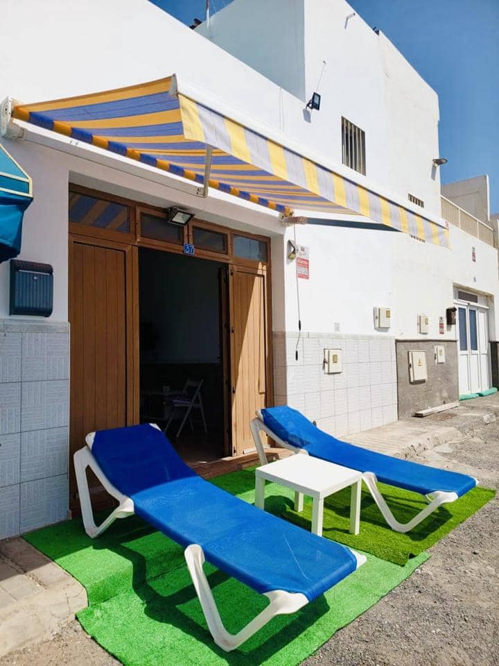 Chalet de 2 habitaciones en Juan Grande en alquiler - 1.270 € (Ref: 9824023)