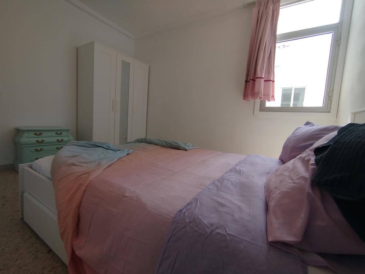 Piso de 1 habitación en Vecindario en alquiler - 950 € (Ref: 9830423)