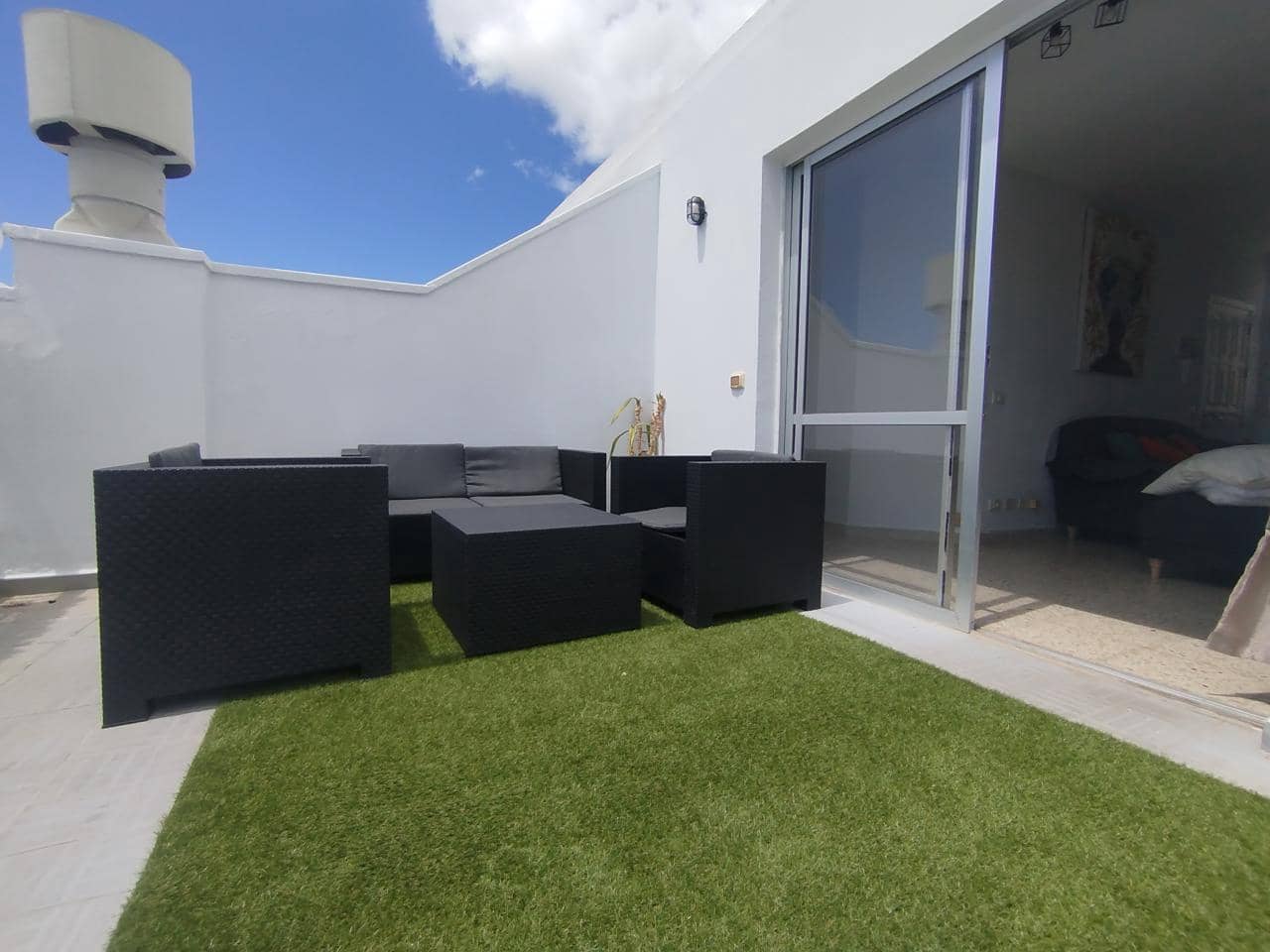 Piso de 1 habitación en Vecindario en alquiler - 950 € (Ref: 9830423)