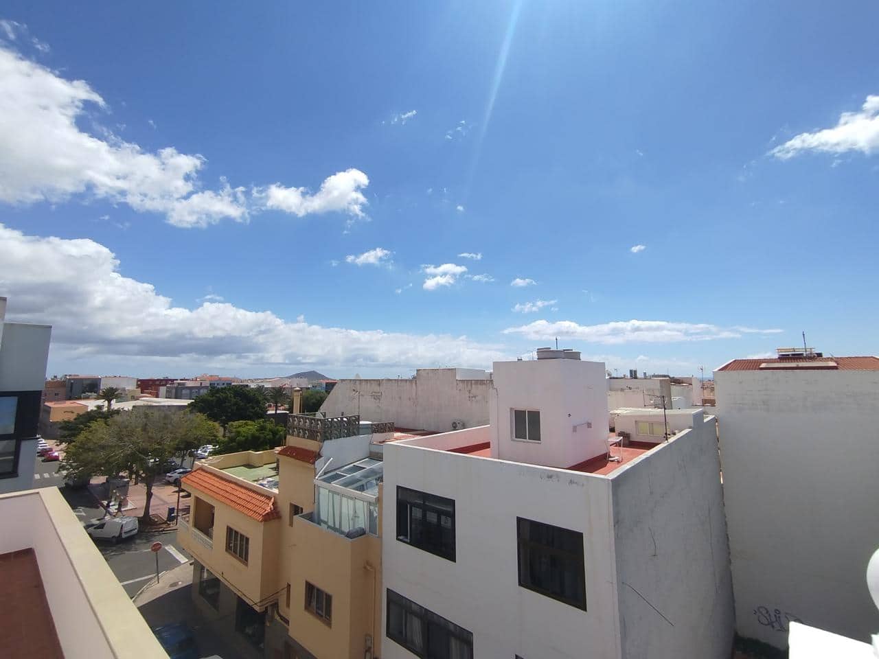 Piso de 1 habitación en Vecindario en alquiler - 950 € (Ref: 9830423)