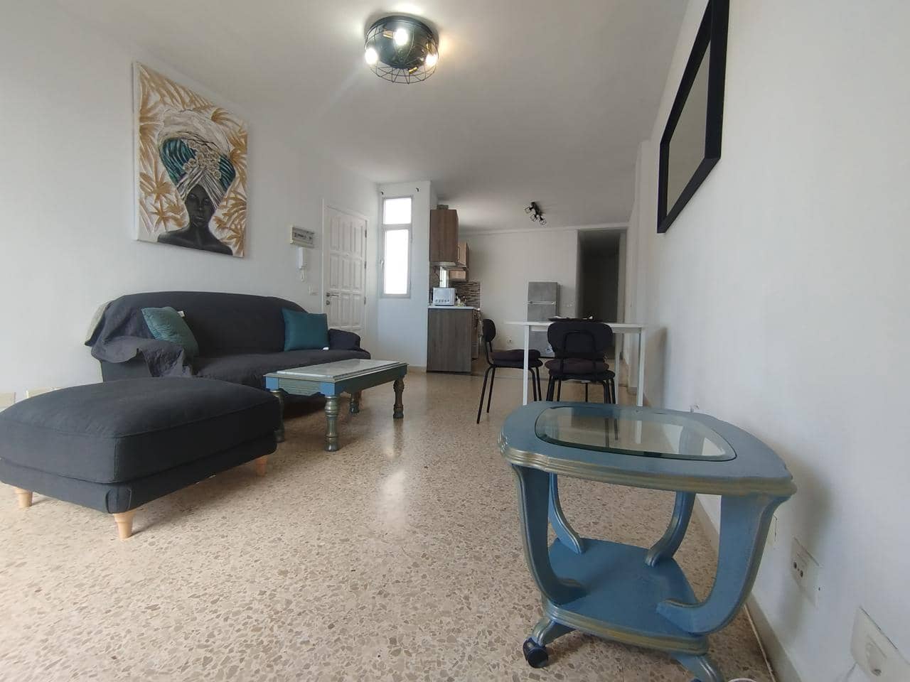 Piso de 1 habitación en Vecindario en alquiler - 950 € (Ref: 9830423)