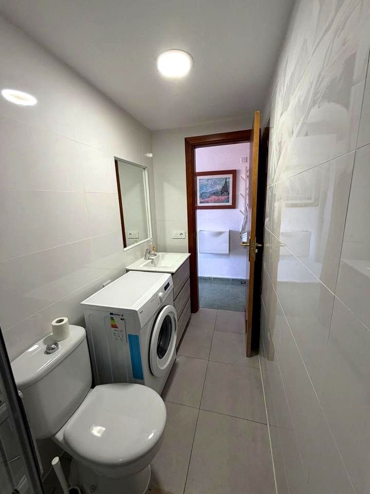 1 quarto Apartamento para arrendar em Playa del Ingles com piscina - 1 250 € (Ref: 9830424)