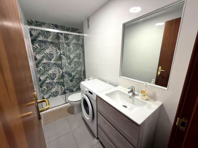 1 bedroom Flat for rent in Playa del Inglés, San Bartolomé de Tirajana with pool - € 1,250 (Ref: 9830424)