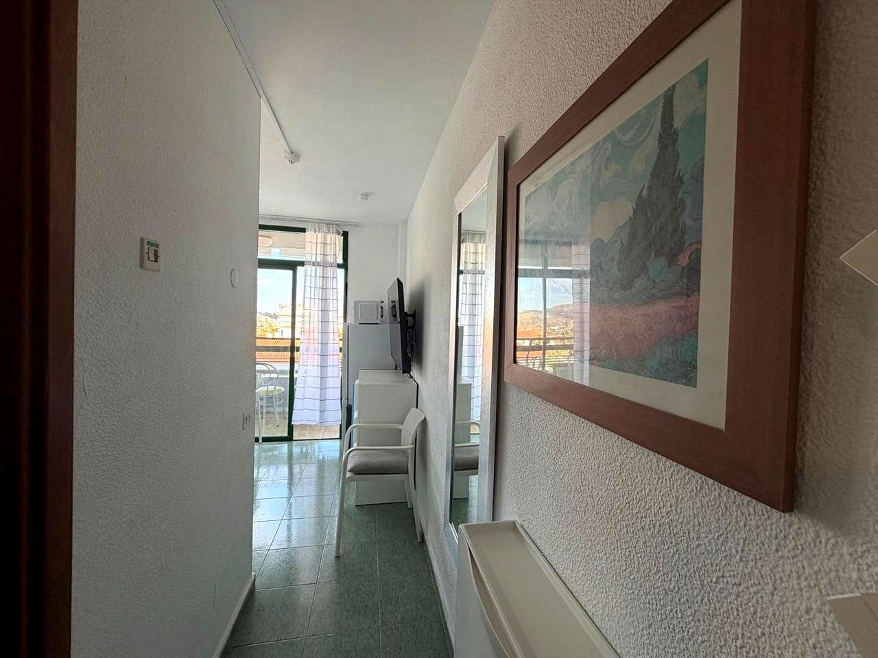 1 quarto Apartamento para arrendar em Playa del Ingles com piscina - 1 250 € (Ref: 9830424)