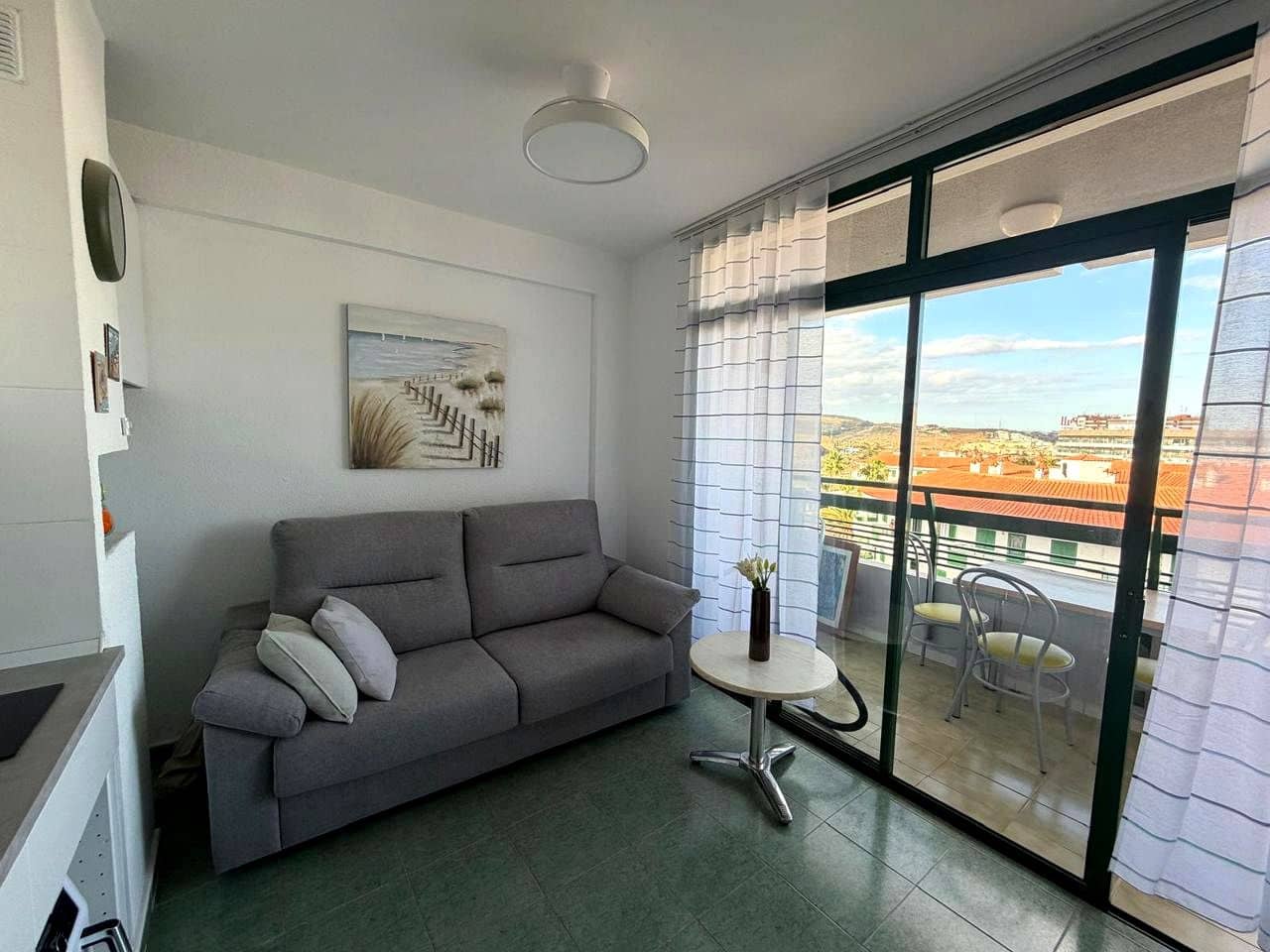 1 quarto Apartamento para arrendar em Playa del Ingles com piscina - 1 250 € (Ref: 9830424)
