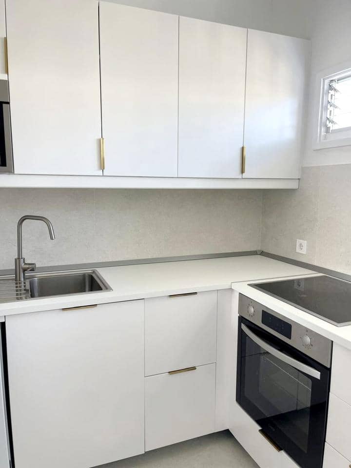 2 soveværelse Lejlighed til leje i San Agustin med swimmingpool garage - € 2.000 (Ref: 9838532)