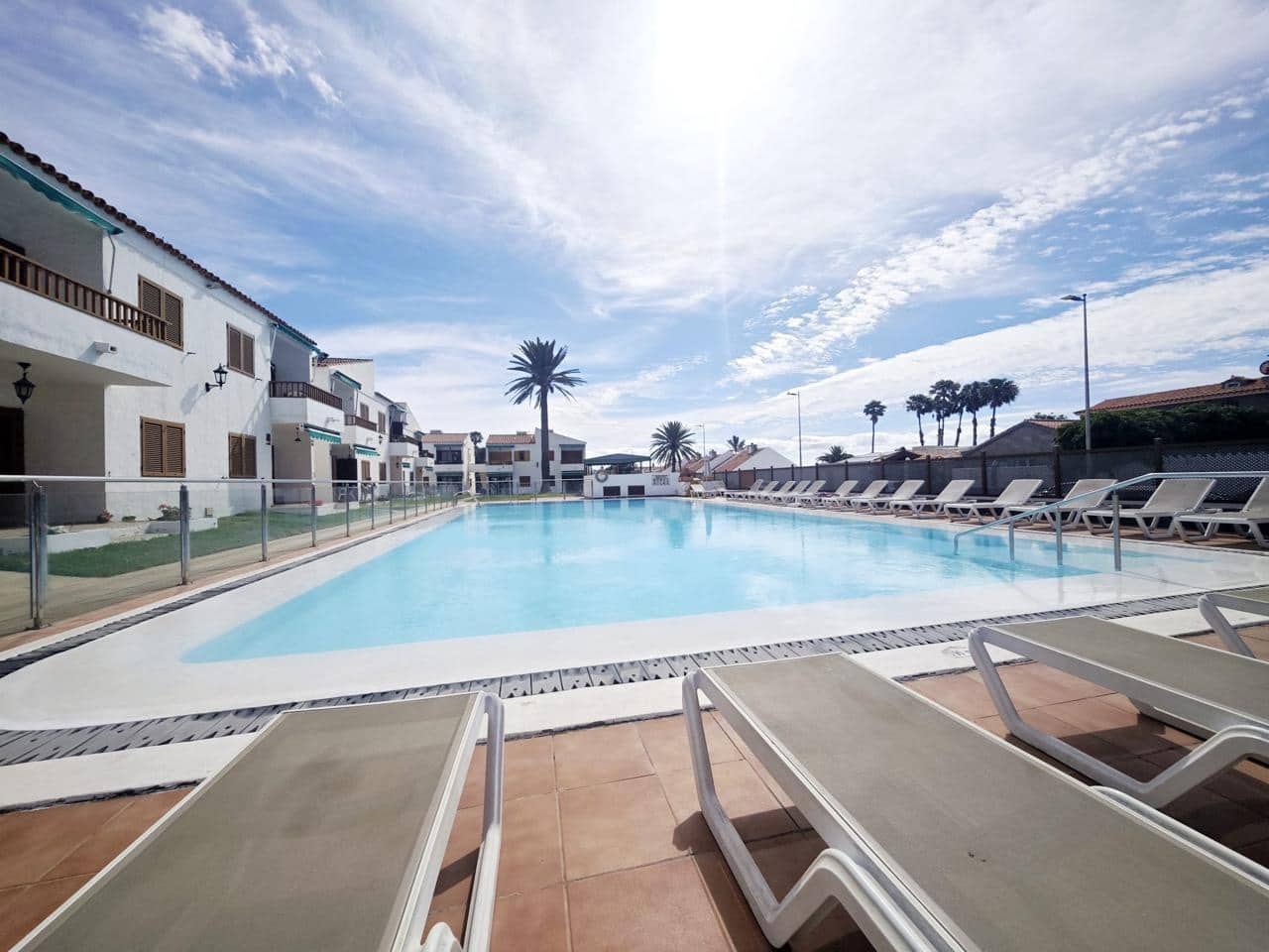 2 soveværelse Lejlighed til leje i San Agustin med swimmingpool garage - € 2.000 (Ref: 9838532)
