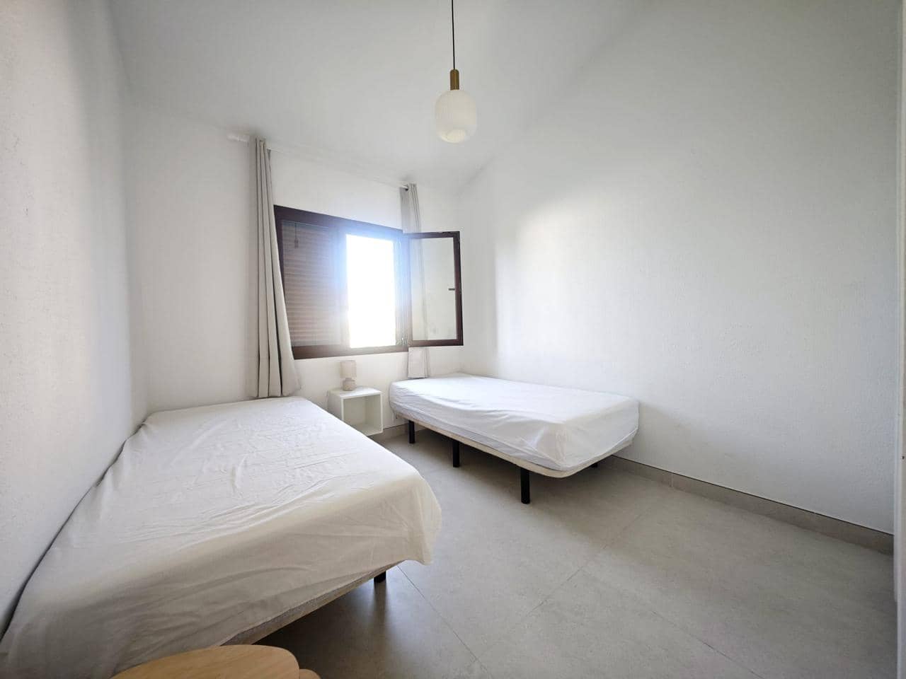 2 bedroom Flat for rent in San Agustin with pool garage - € 2,000 (Ref: 9838532)