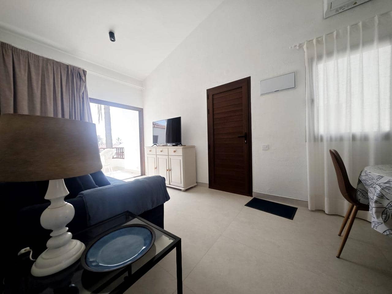 2 bedroom Flat for rent in San Agustin with pool garage - € 2,000 (Ref: 9838532)
