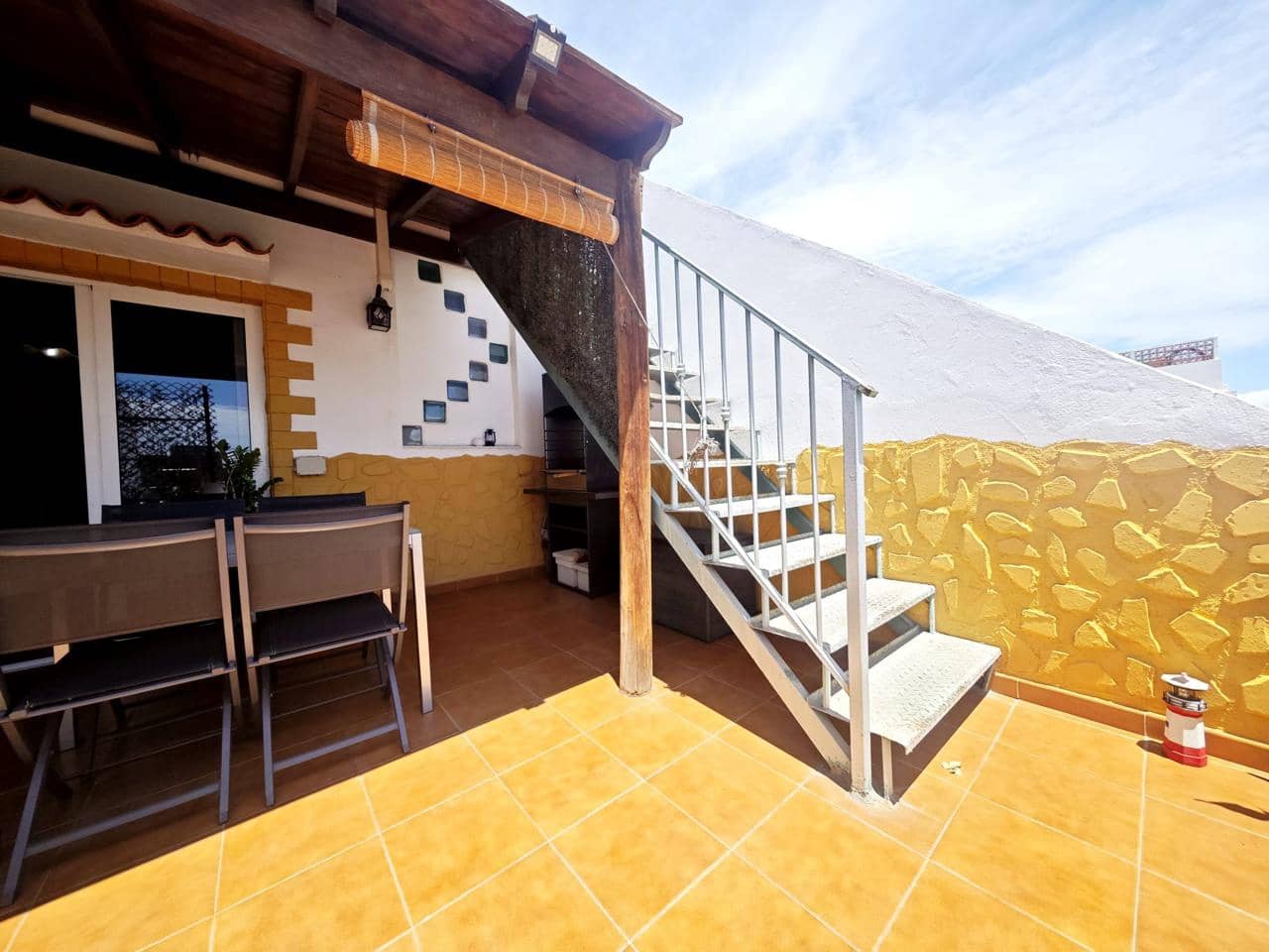 3 bedroom Flat for sale in Vecindario - € 297,000 (Ref: 9844379)