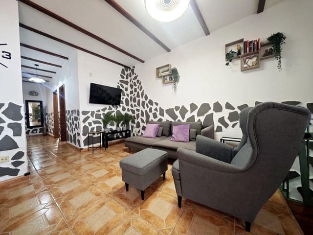 3 soverom Leilighet til salgs i Vecindario, Santa Lucía de Tirajana - € 297 000 (Ref: 9844379)